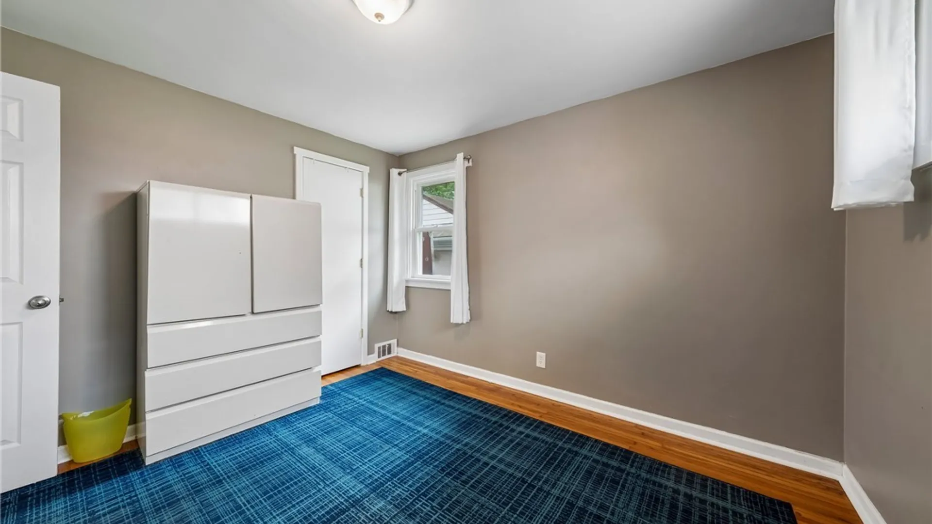 Property at 216 Collins Avenue, West Seneca, NY 14224 35