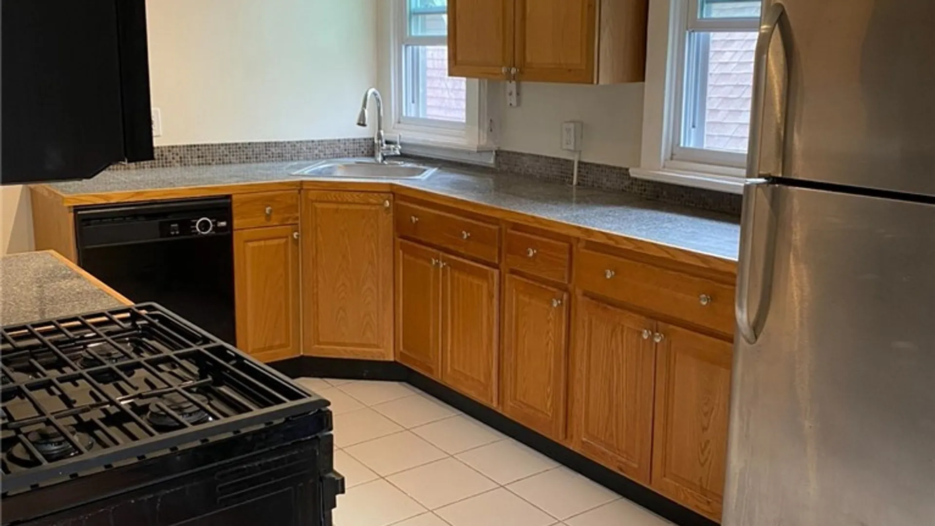 Property at 548 Potomac Avenue, Buffalo, NY 14222 5