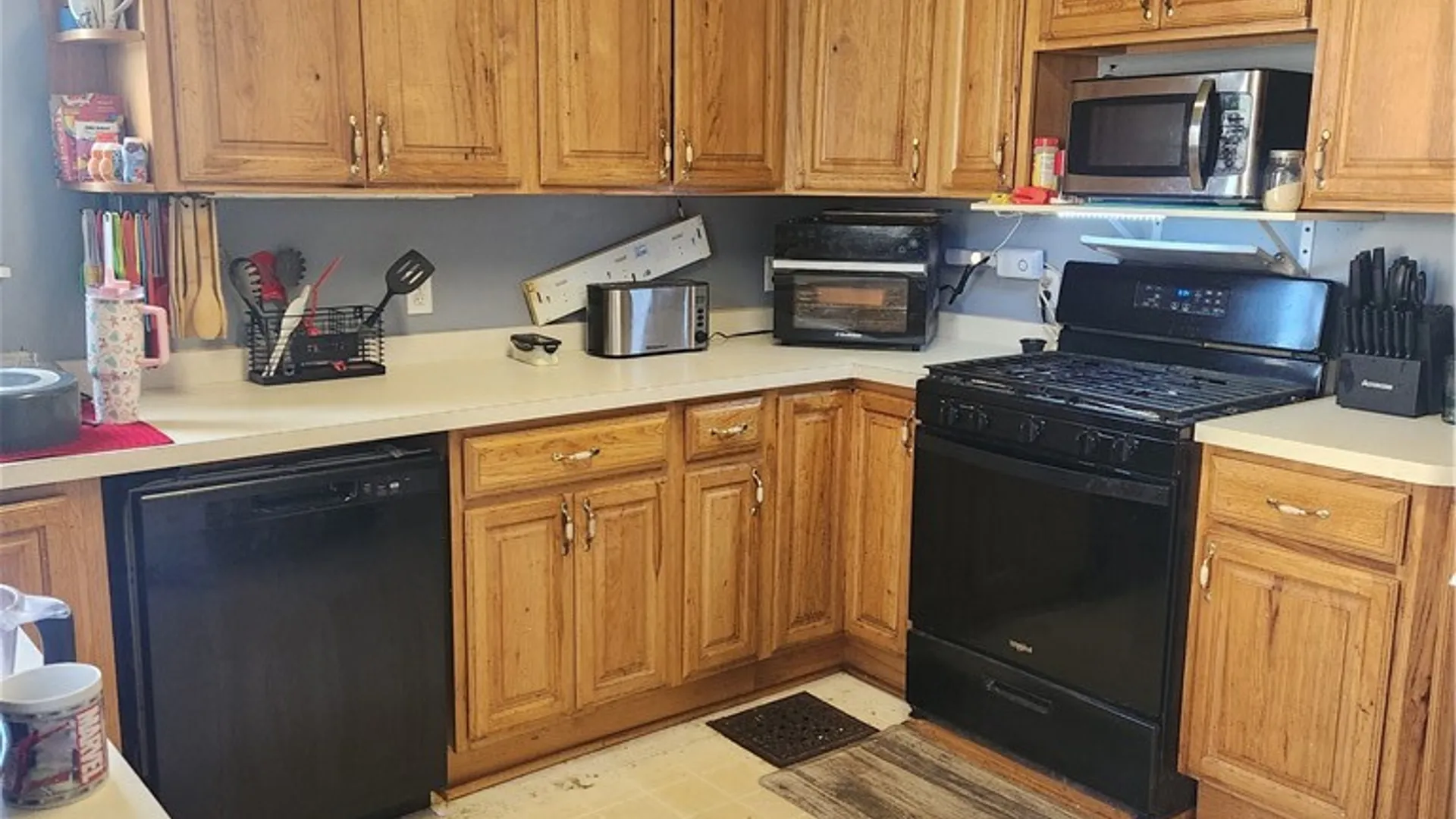Property at 3954 Ridge Road, Williamson, NY 14589 6