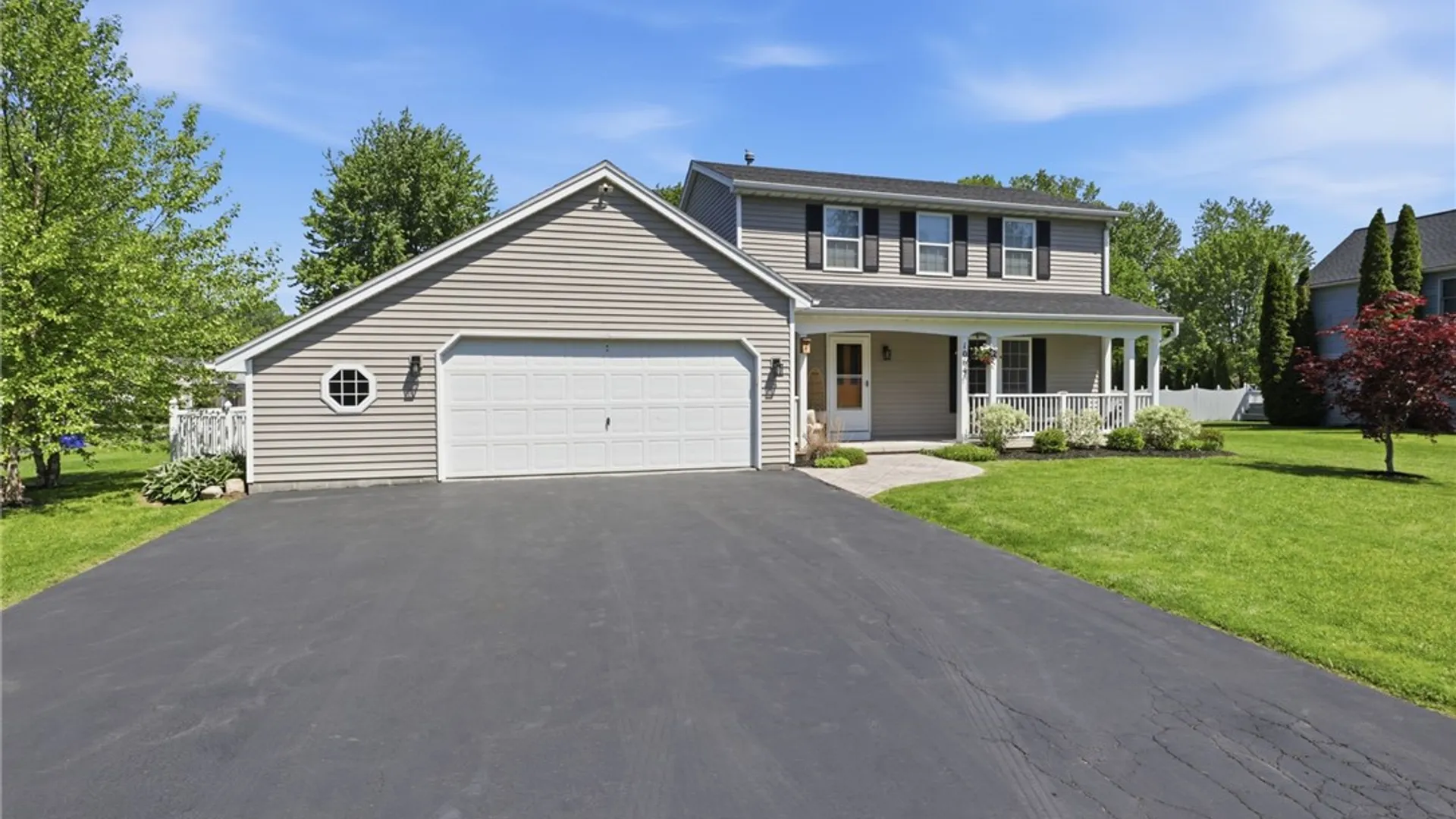 Property at 1064 Fawn Wood Drive, Webster, NY 14580 2