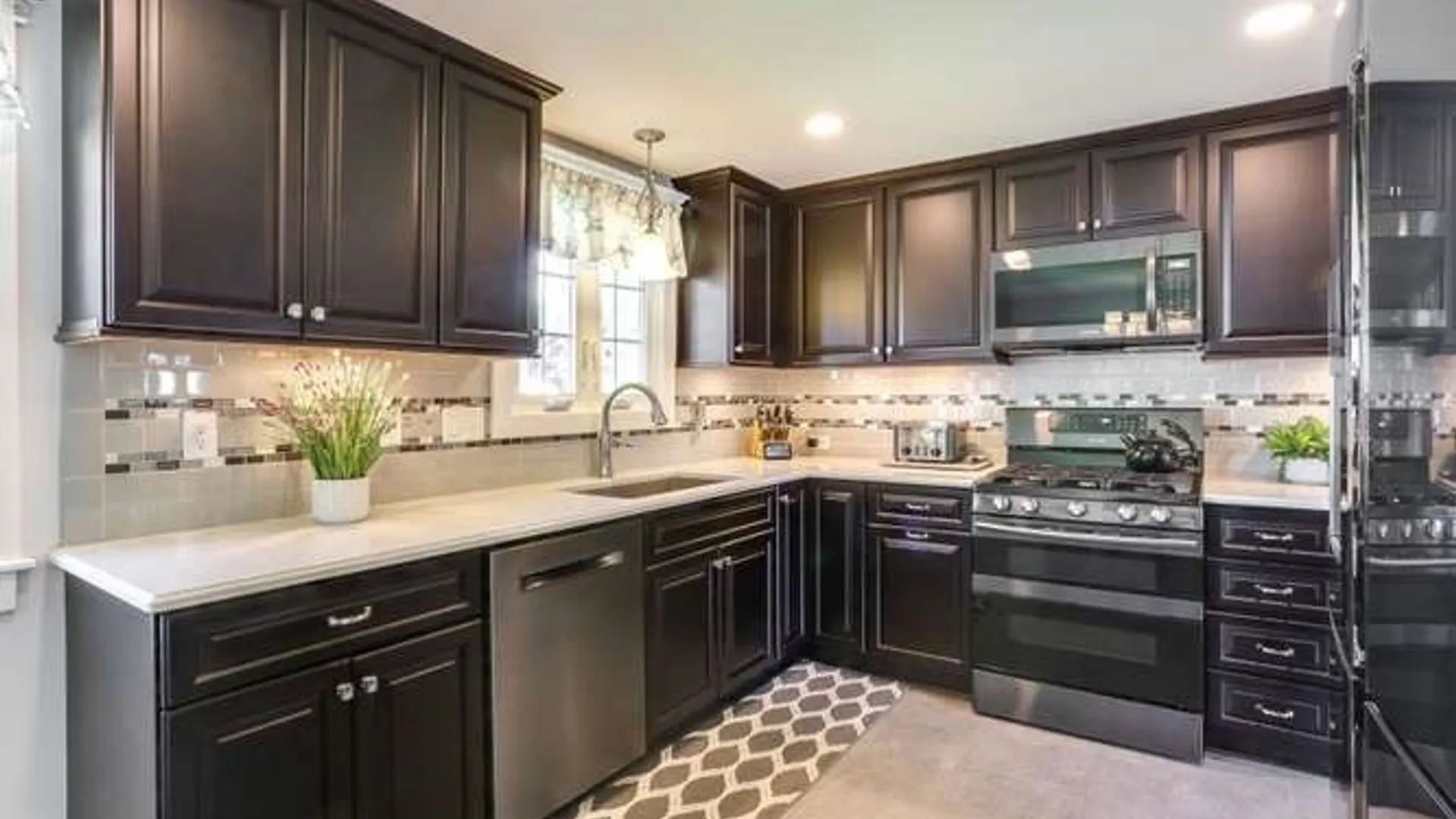 Property at 2 Alanview Drive, Lockport City, NY 14094 8