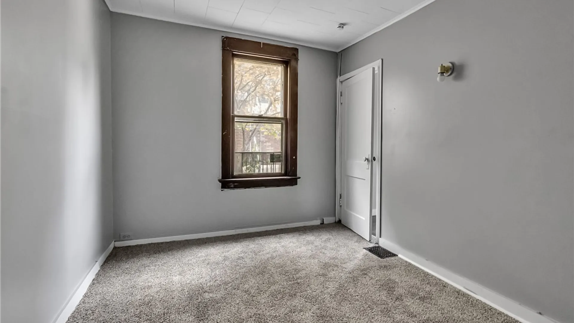 Property at 167 East Street, Buffalo, NY 14207 12