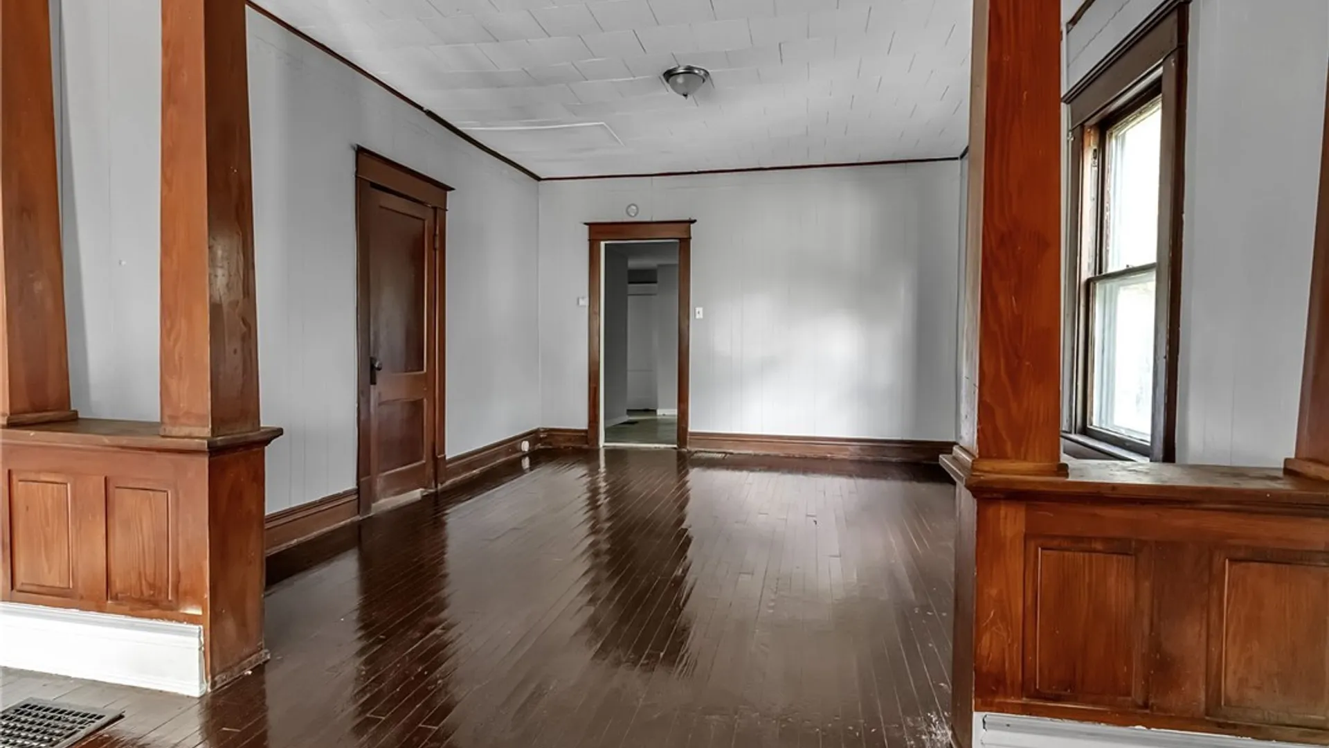 Property at 167 East Street, Buffalo, NY 14207 4
