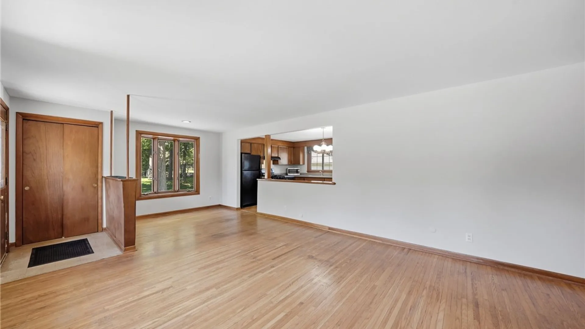 Property at 34 Crescent Drive, Newstead, NY 14001 5