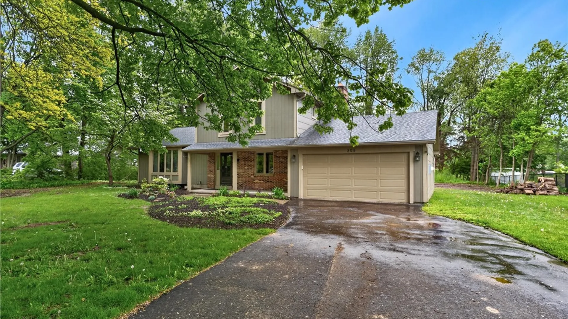 Property at 805 Coventry Dr, Webster, NY 14580 2