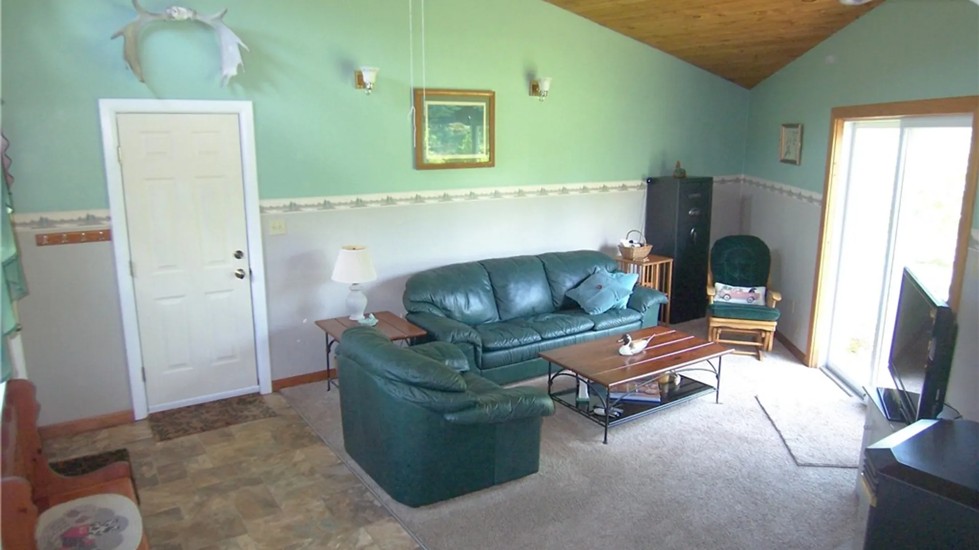 Property at 1014 Cornwall Rd, Palmyra, NY 14522 10
