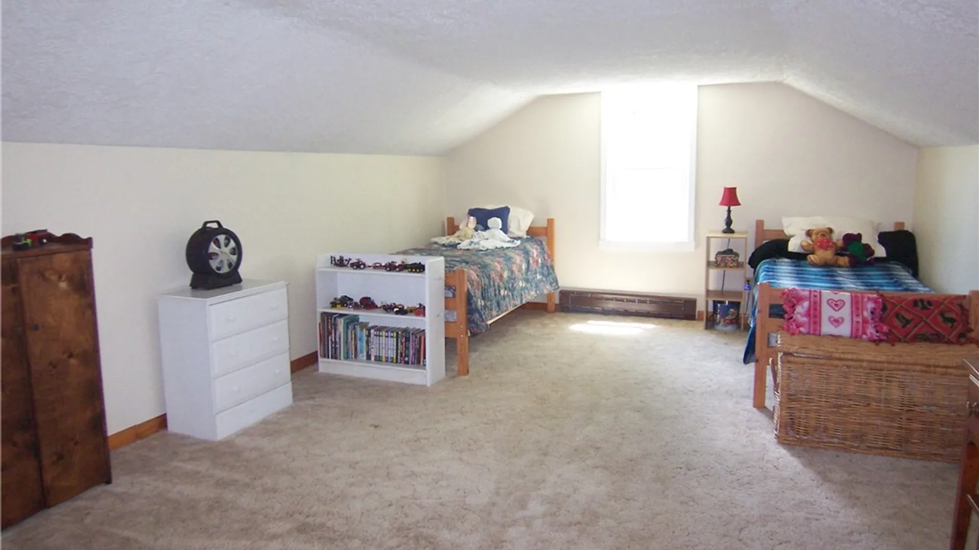Property at 1014 Cornwall Rd, Palmyra, NY 14522 18