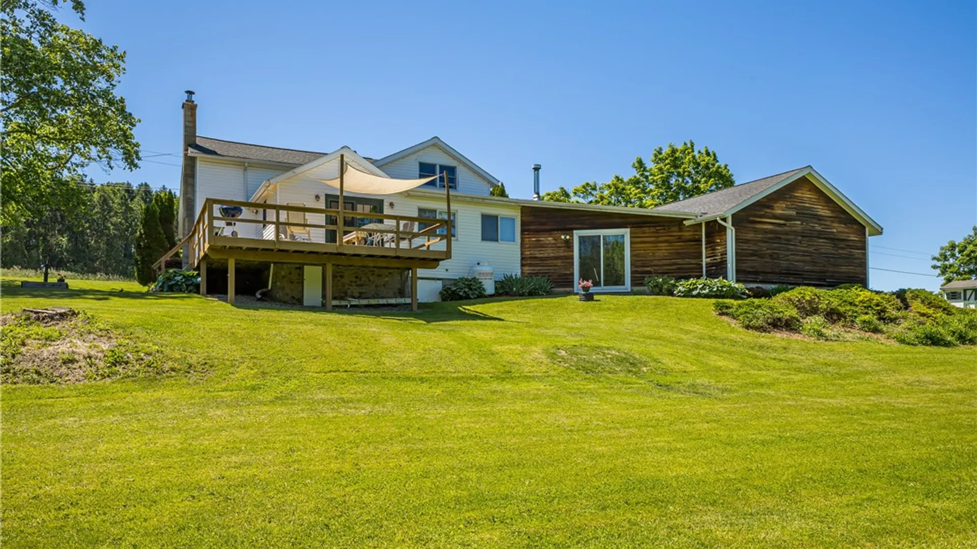 Property at 1014 Cornwall Rd, Palmyra, NY 14522 24