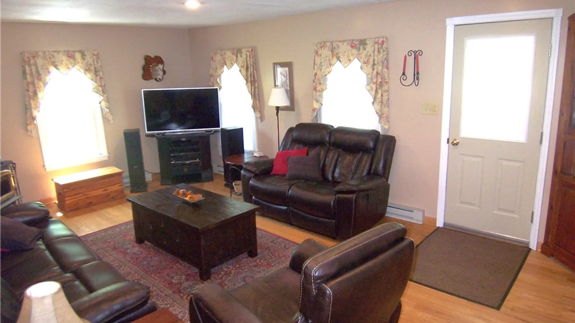 Property at 1014 Cornwall Rd, Palmyra, NY 14522 5