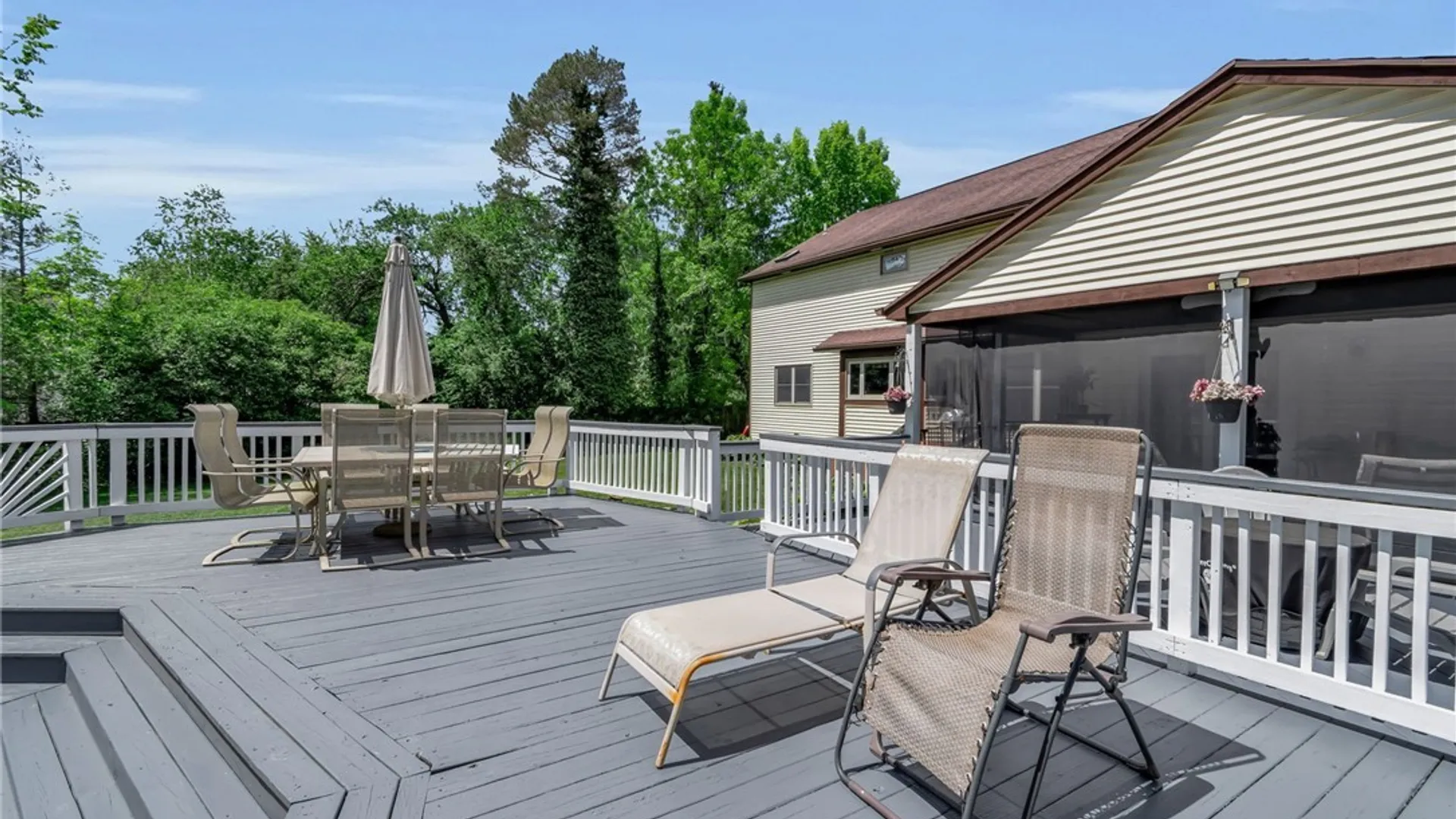 Property at 19 Marshfield Court, Amherst, NY 14068 45