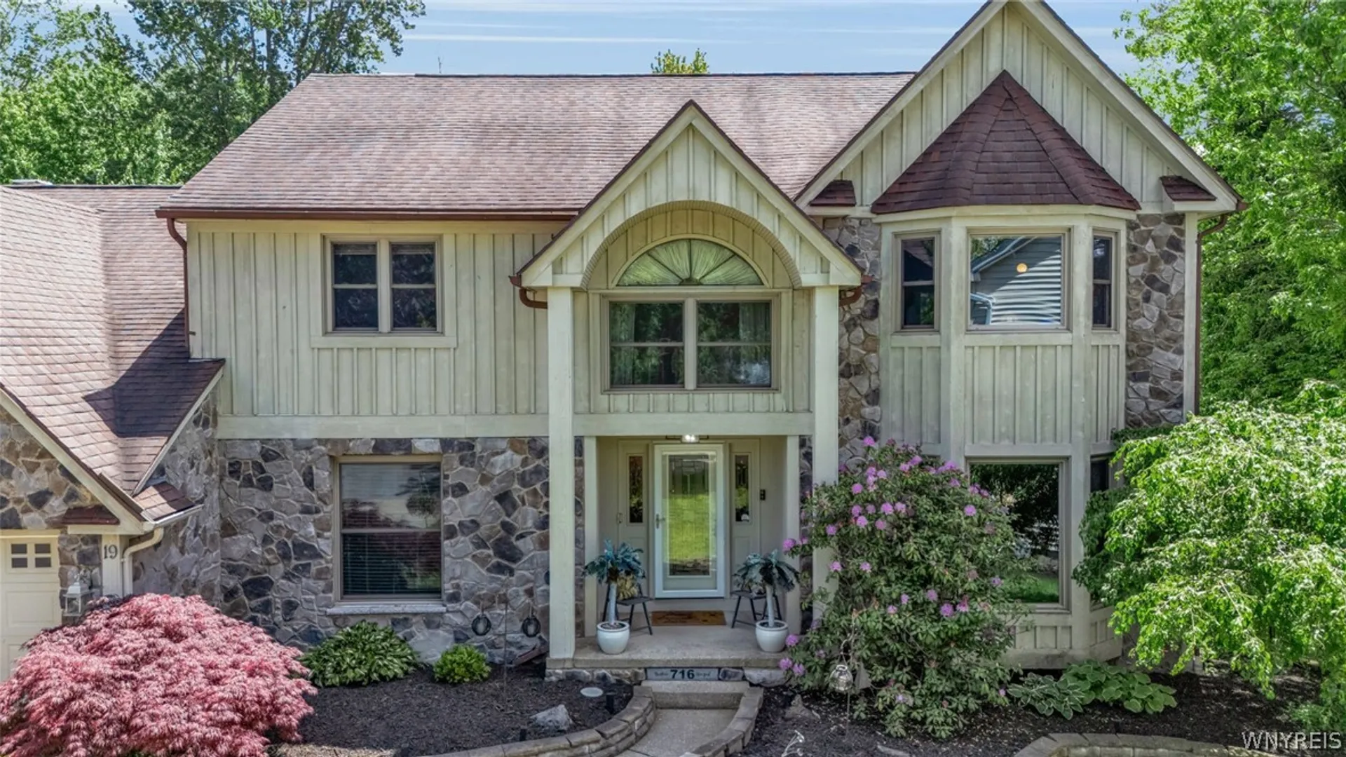 Property at 19 Marshfield Court, Amherst, NY 14068 50