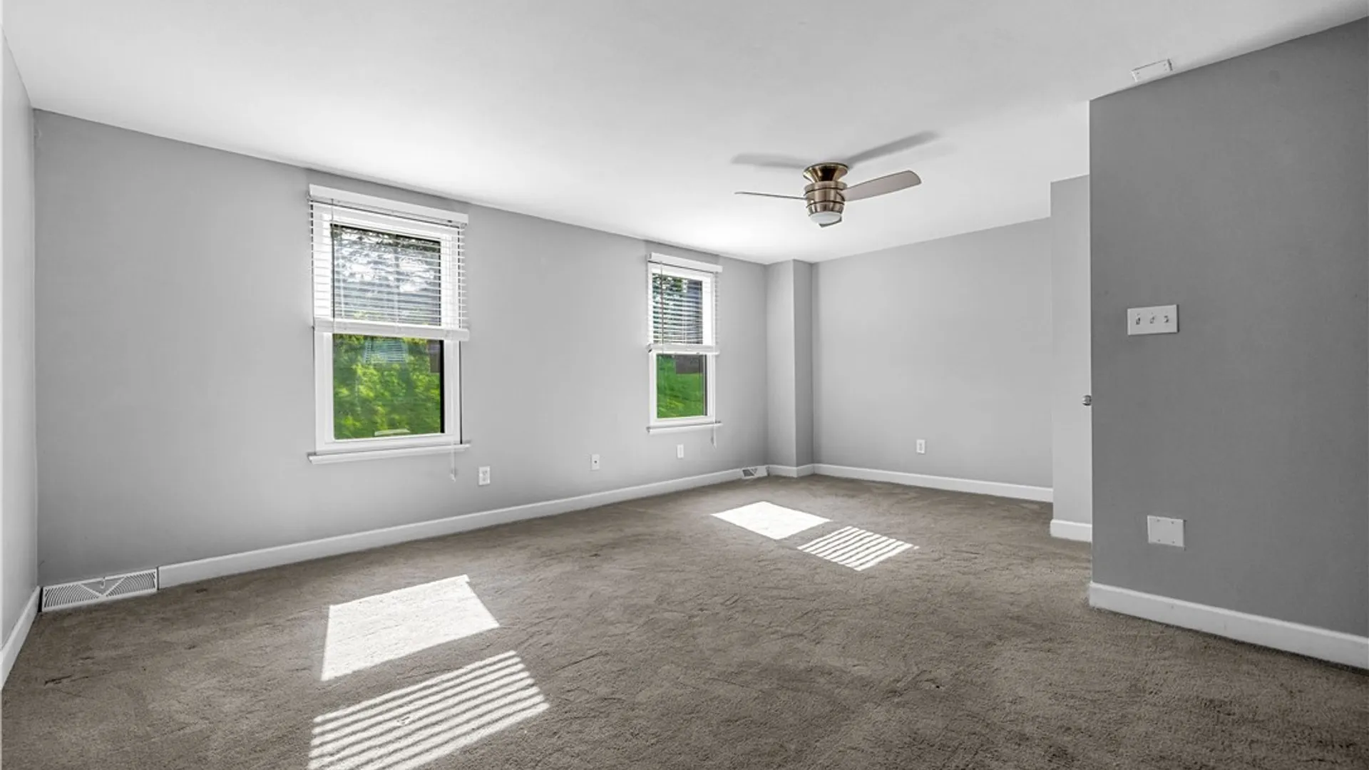 Property at 57 Chestnut Hills, New Hartford, NY 13413 19