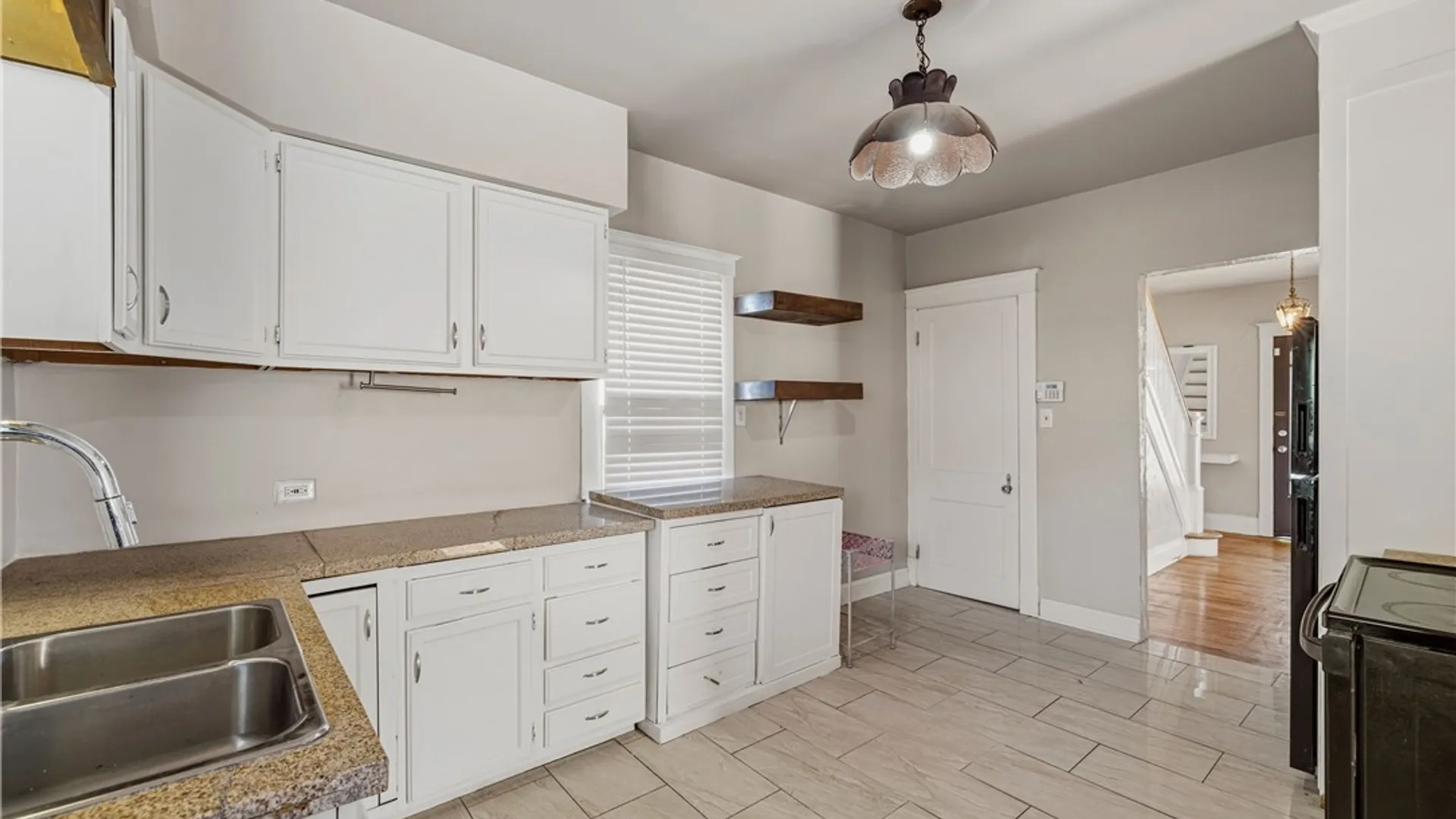 Property at 2526 Walnut Avenue, Niagara Falls, NY 14301 10