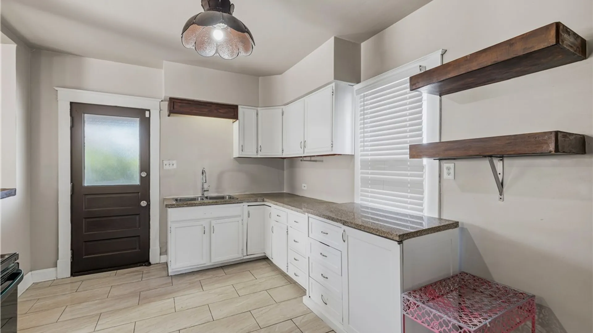 Property at 2526 Walnut Avenue, Niagara Falls, NY 14301 12