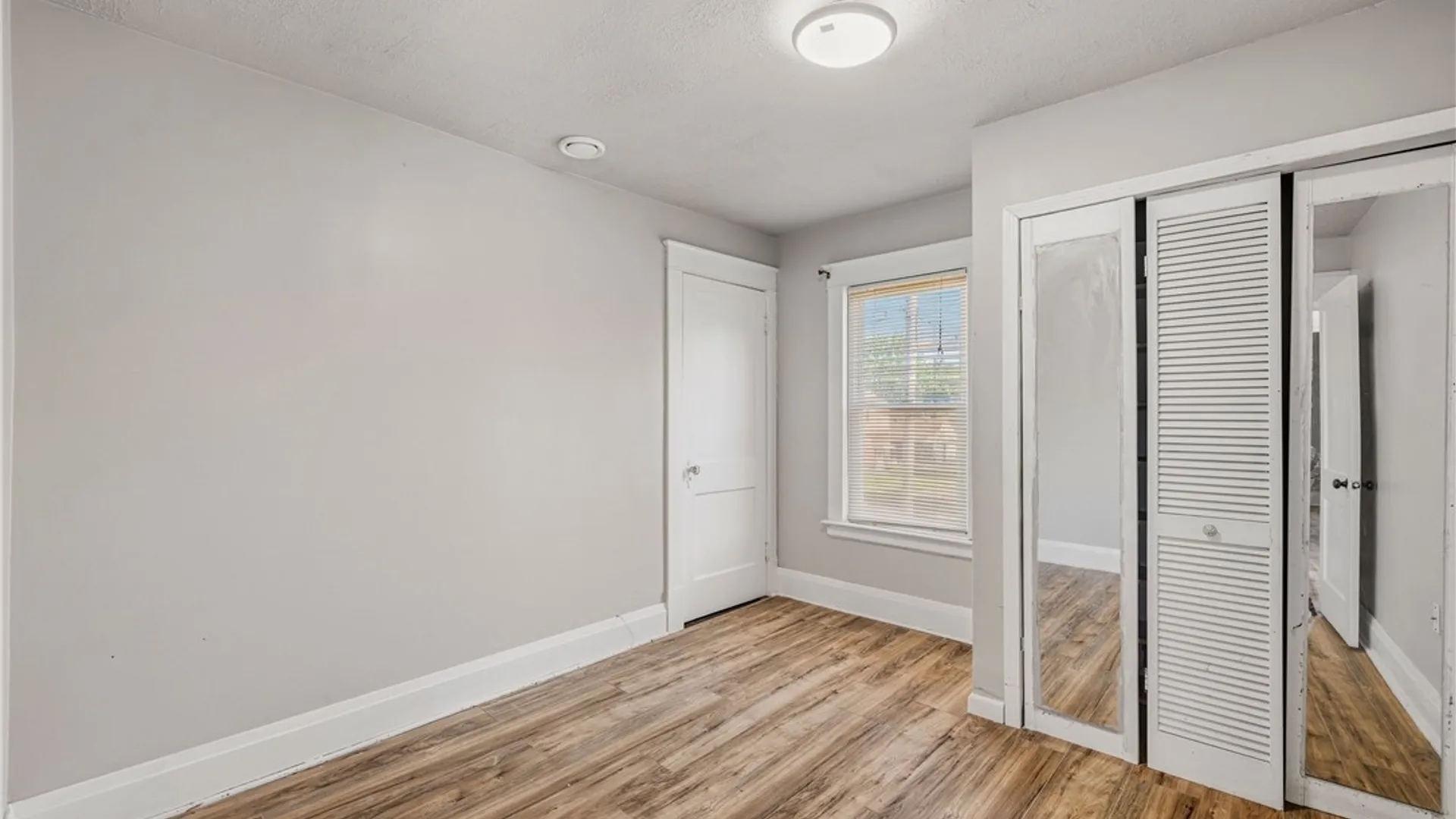 Property at 2526 Walnut Avenue, Niagara Falls, NY 14301 14