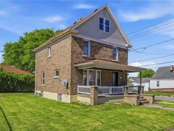 Property at 2526 Walnut Avenue, Niagara Falls, NY 14301