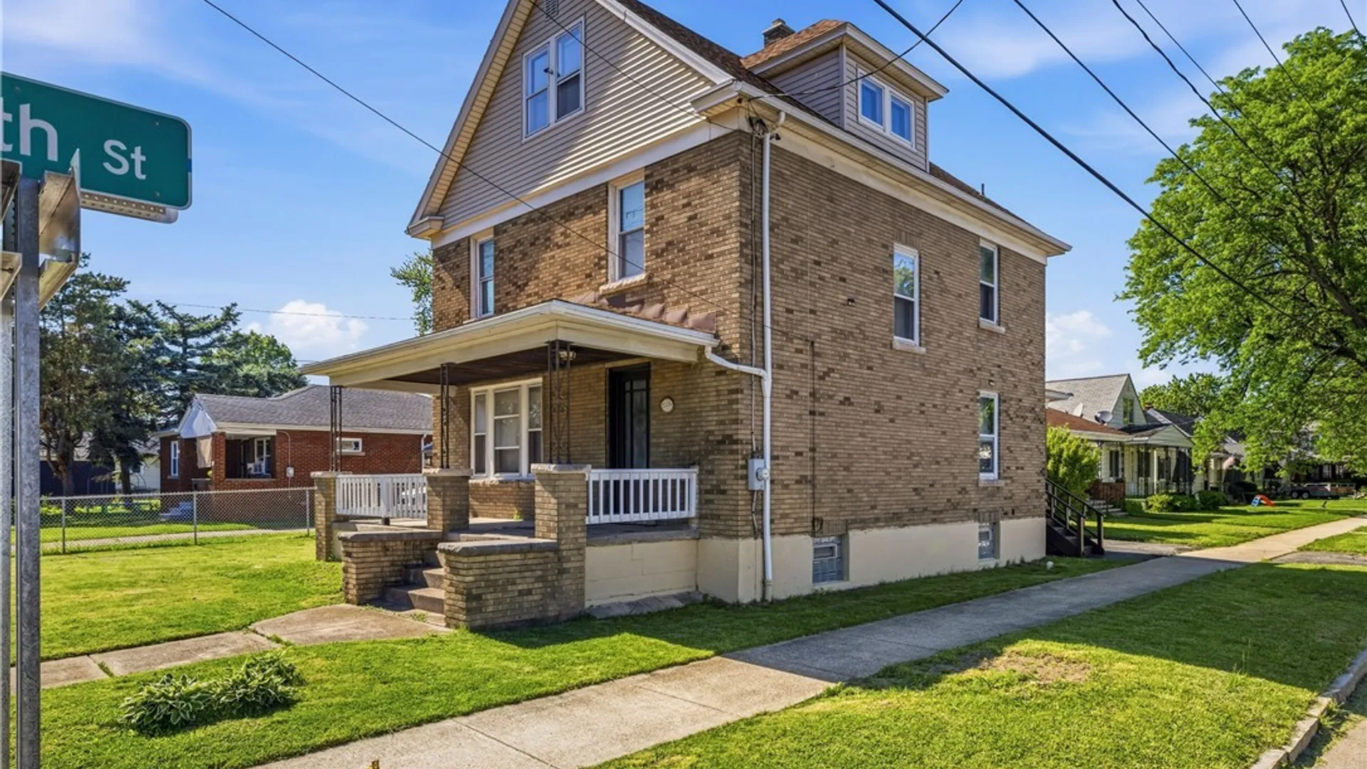 Property at 2526 Walnut Avenue, Niagara Falls, NY 14301 2