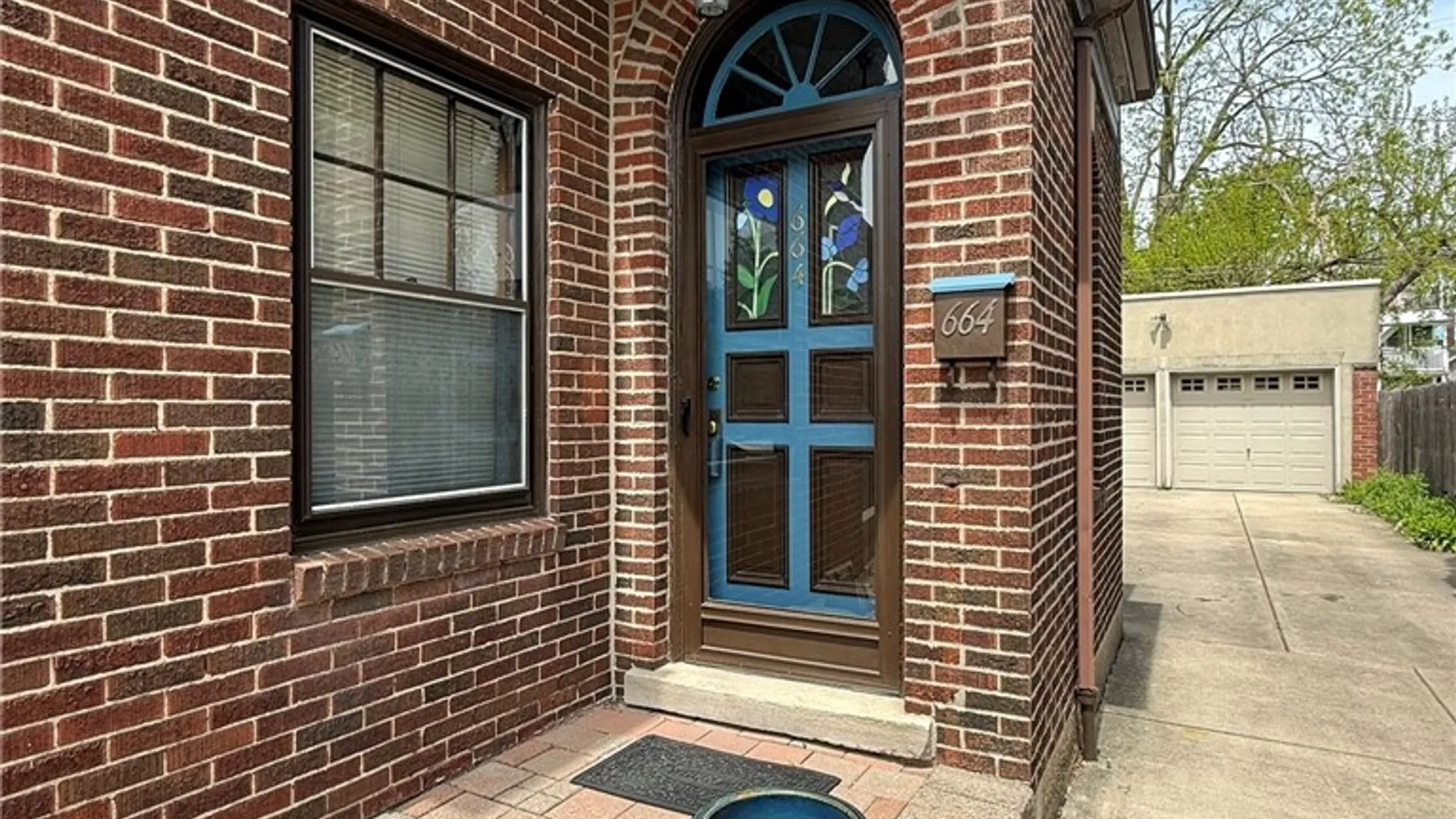 Property at 664 Orchard Parkway, Niagara Falls, NY 14301 2