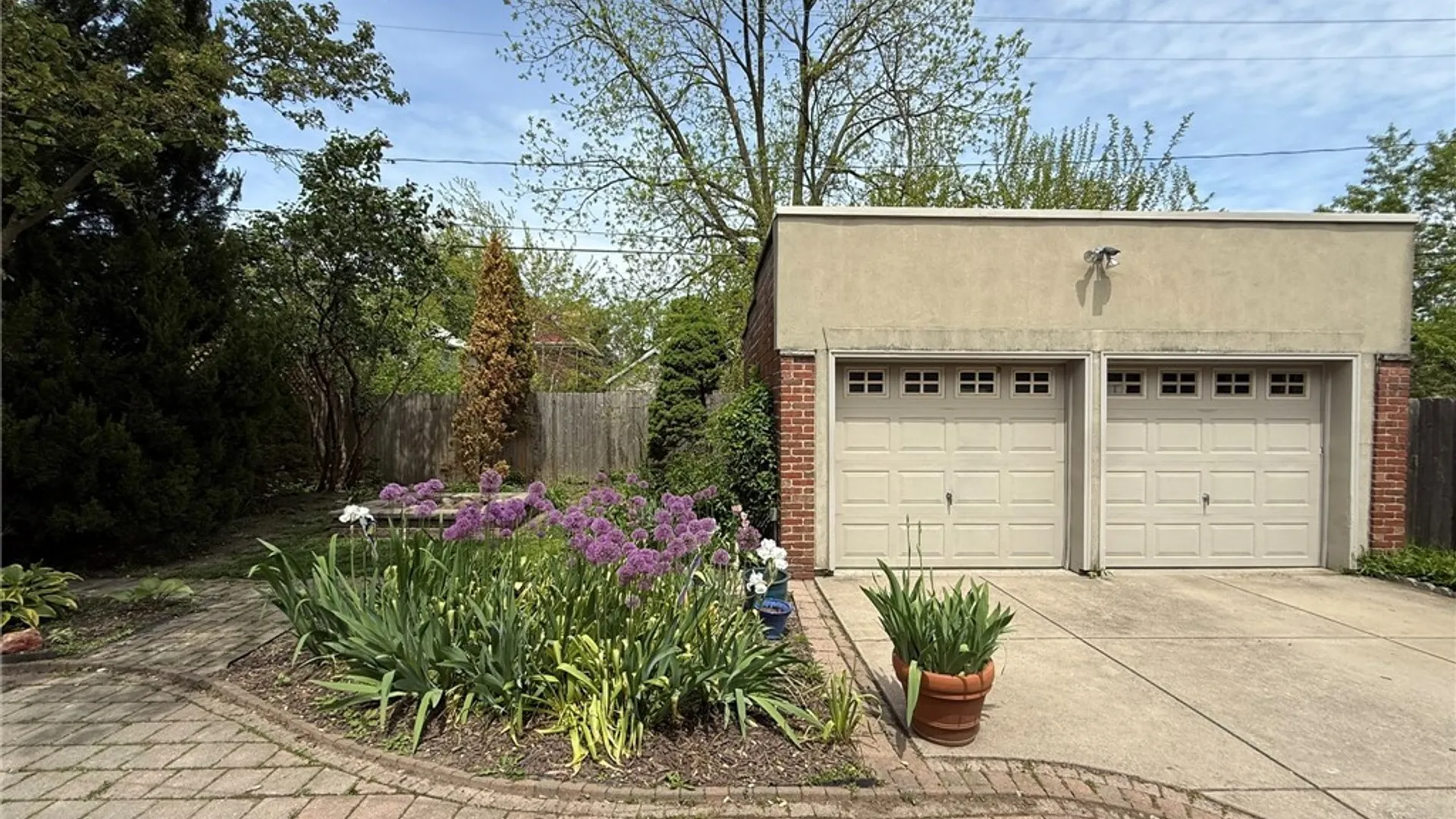 Property at 664 Orchard Parkway, Niagara Falls, NY 14301 29