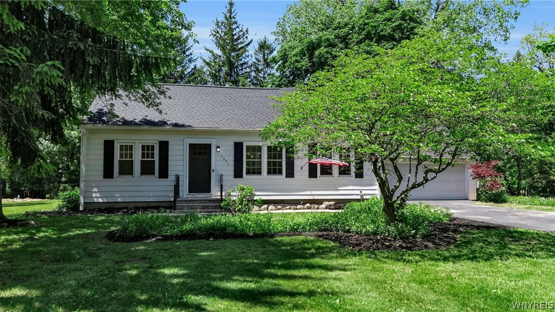 Property at 4620 Ransom Road, Clarence, NY 14031 2