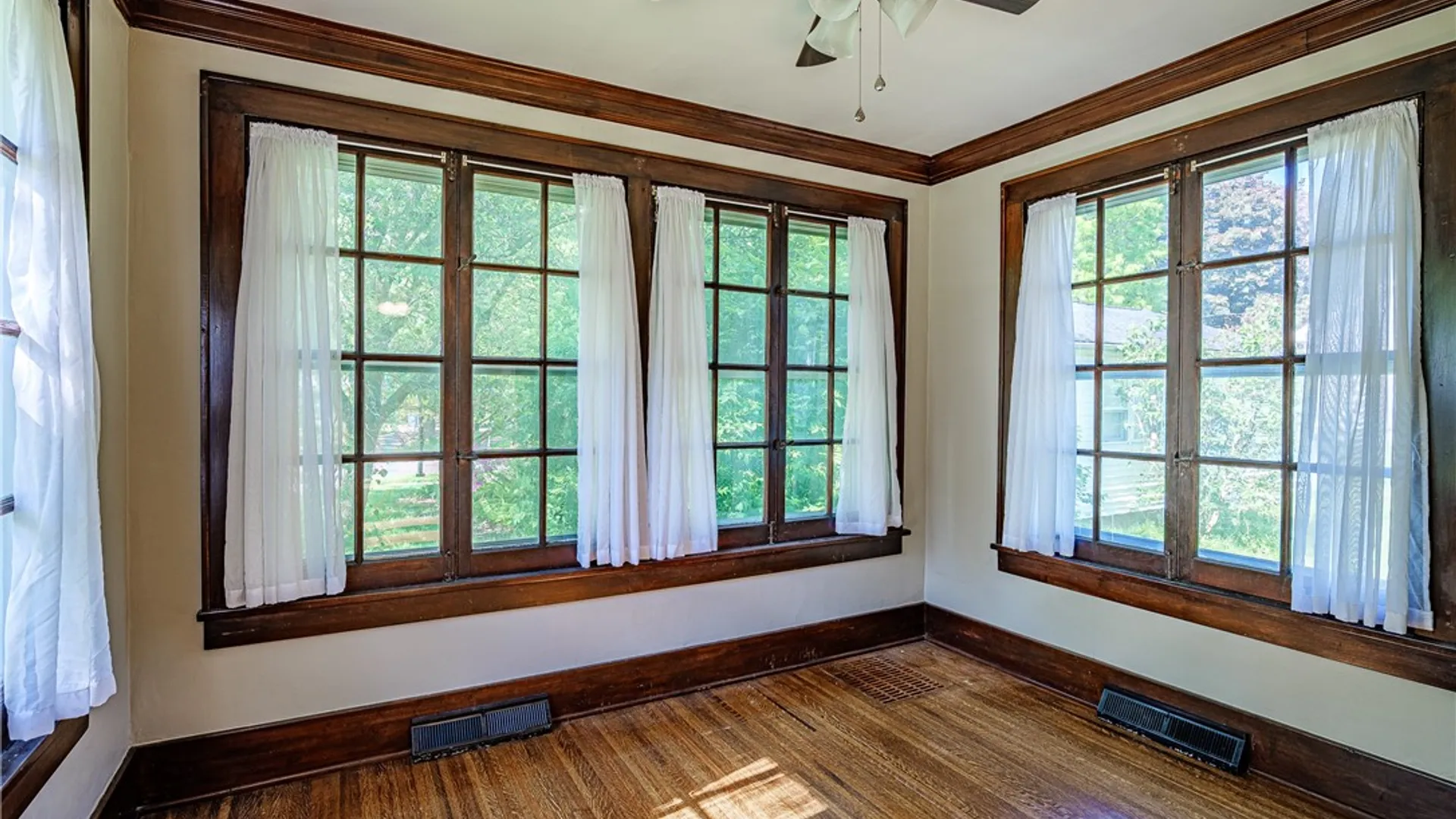 Property at 130 Fairfax Road, Rochester, NY 14609 11