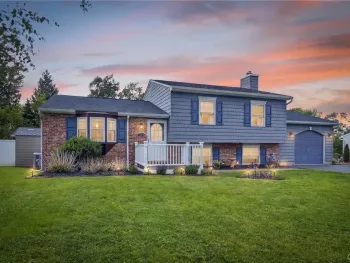 Property at 7 Clintonview Road, New Hartford, NY 13413