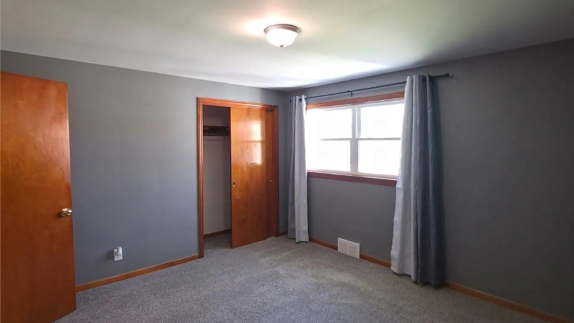 Property at 21 East And West Road, West Seneca, NY 14224 10