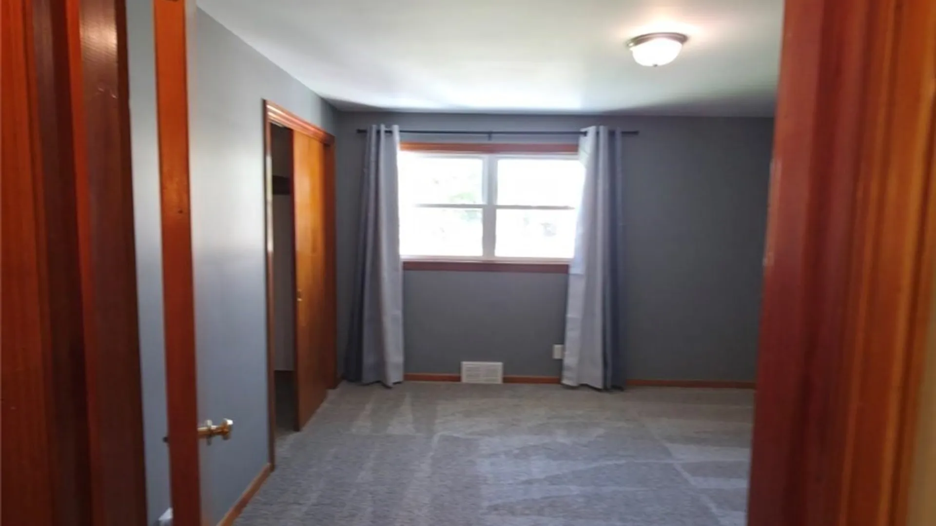 Property at 21 East And West Road, West Seneca, NY 14224 11