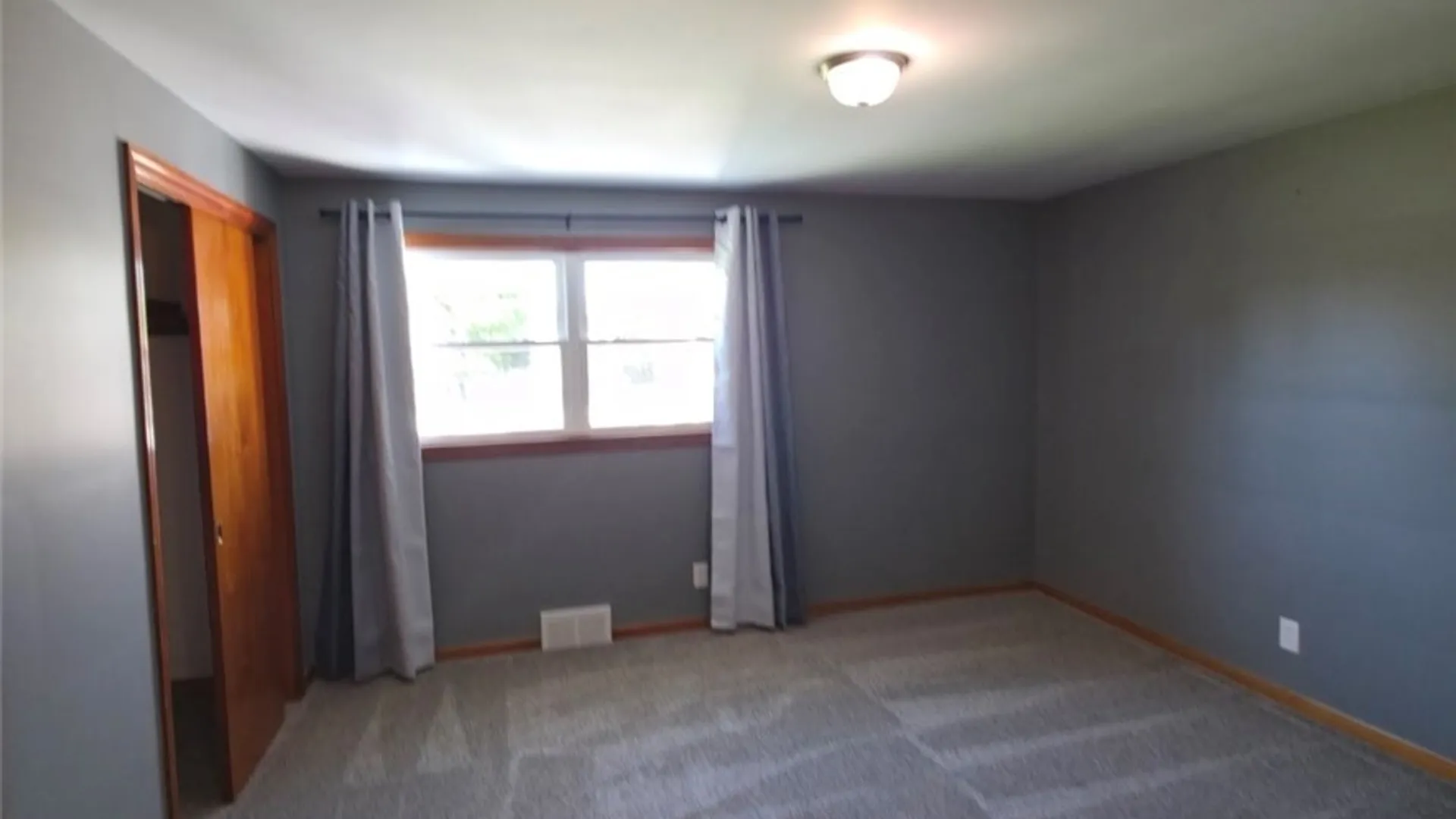 Property at 21 East And West Road, West Seneca, NY 14224 9