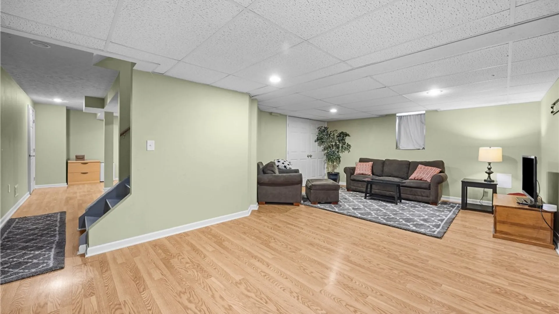 Property at 1332 Cherry Laurel Circle, Webster, NY 14580 28