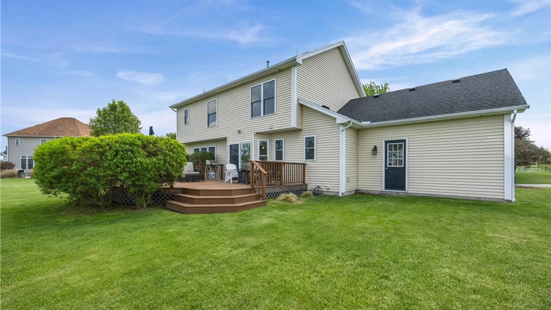 Property at 1332 Cherry Laurel Circle, Webster, NY 14580 32