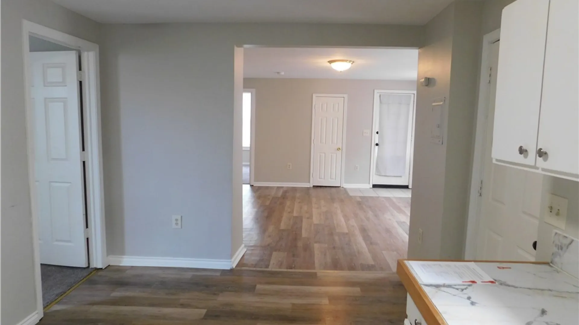 Property at 304 E Ellis Street, DeWitt, NY 13057 10