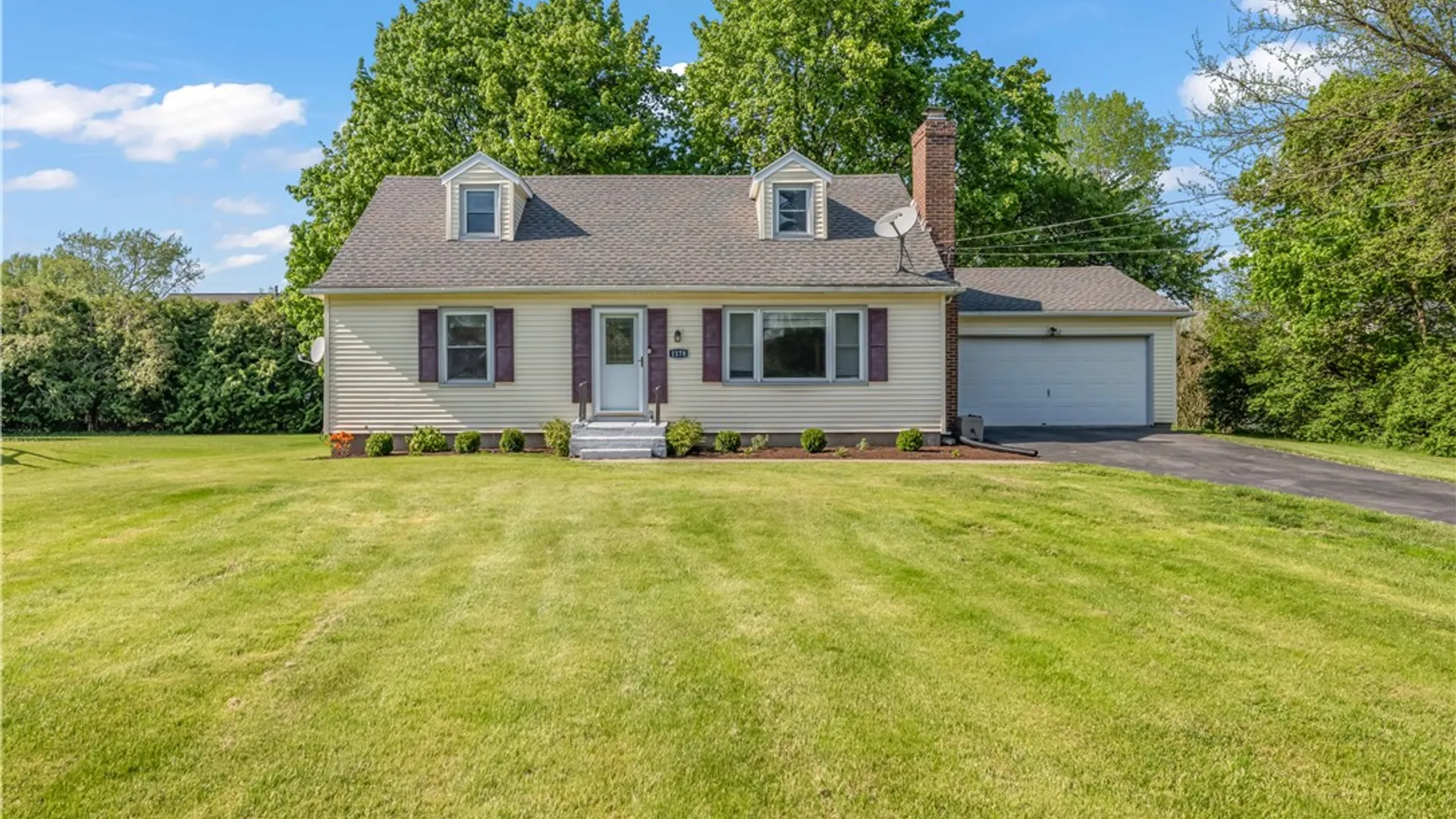 Property at 1178 State Road, Webster, NY 14580 2