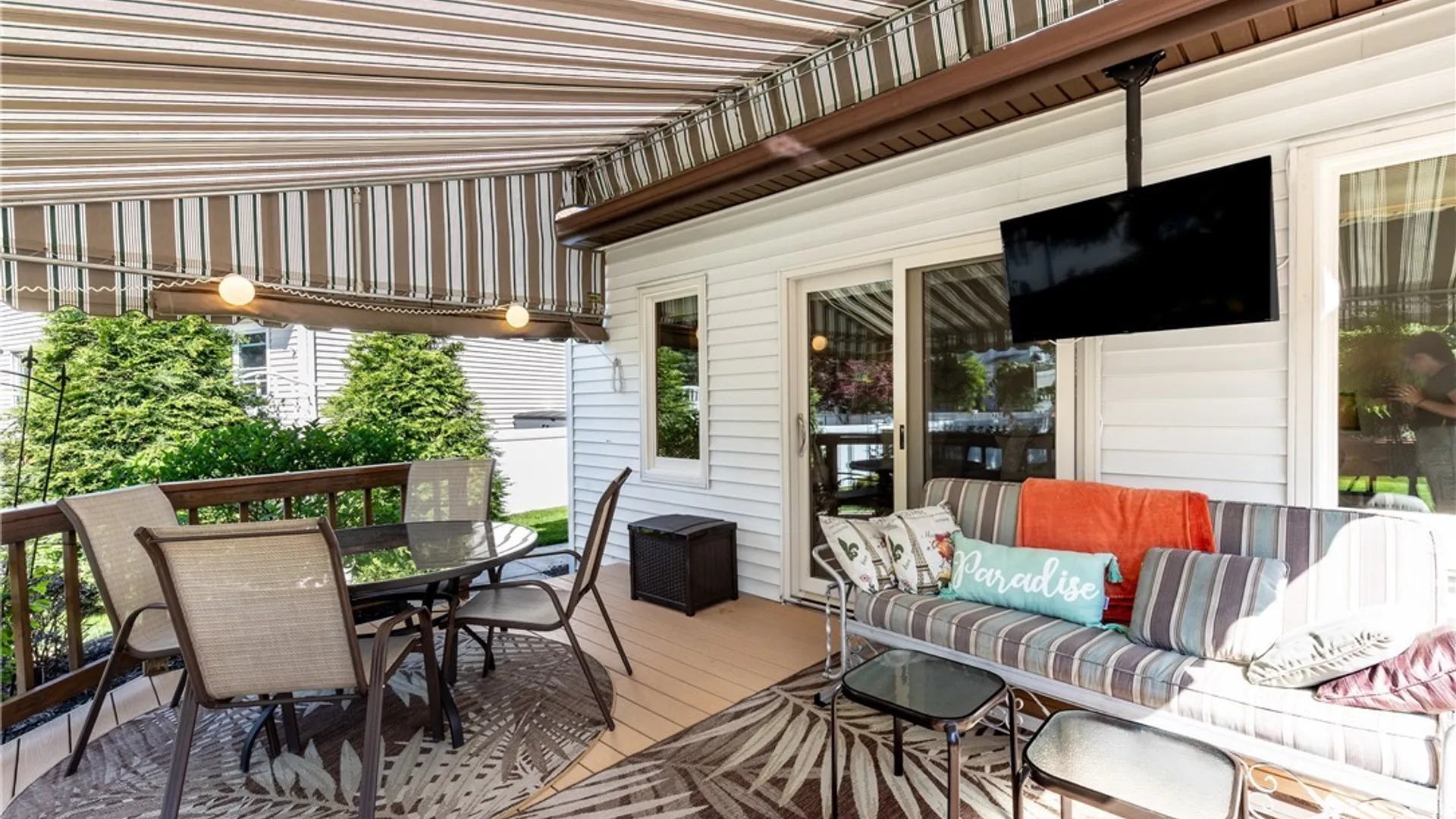 Property at 153 Londonderry Lane, Amherst, NY 14068 33