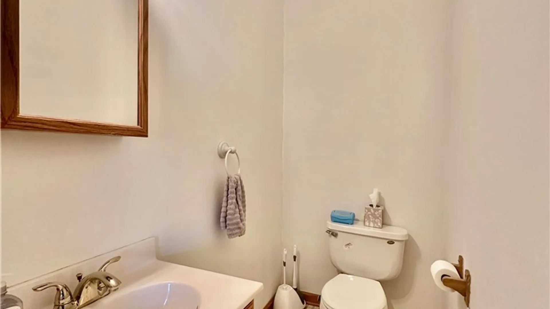 Property at 6368 Lakeshore Road, Cicero, NY 13039 14