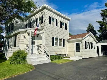 6368 Lakeshore Road, Cicero, NY 13039