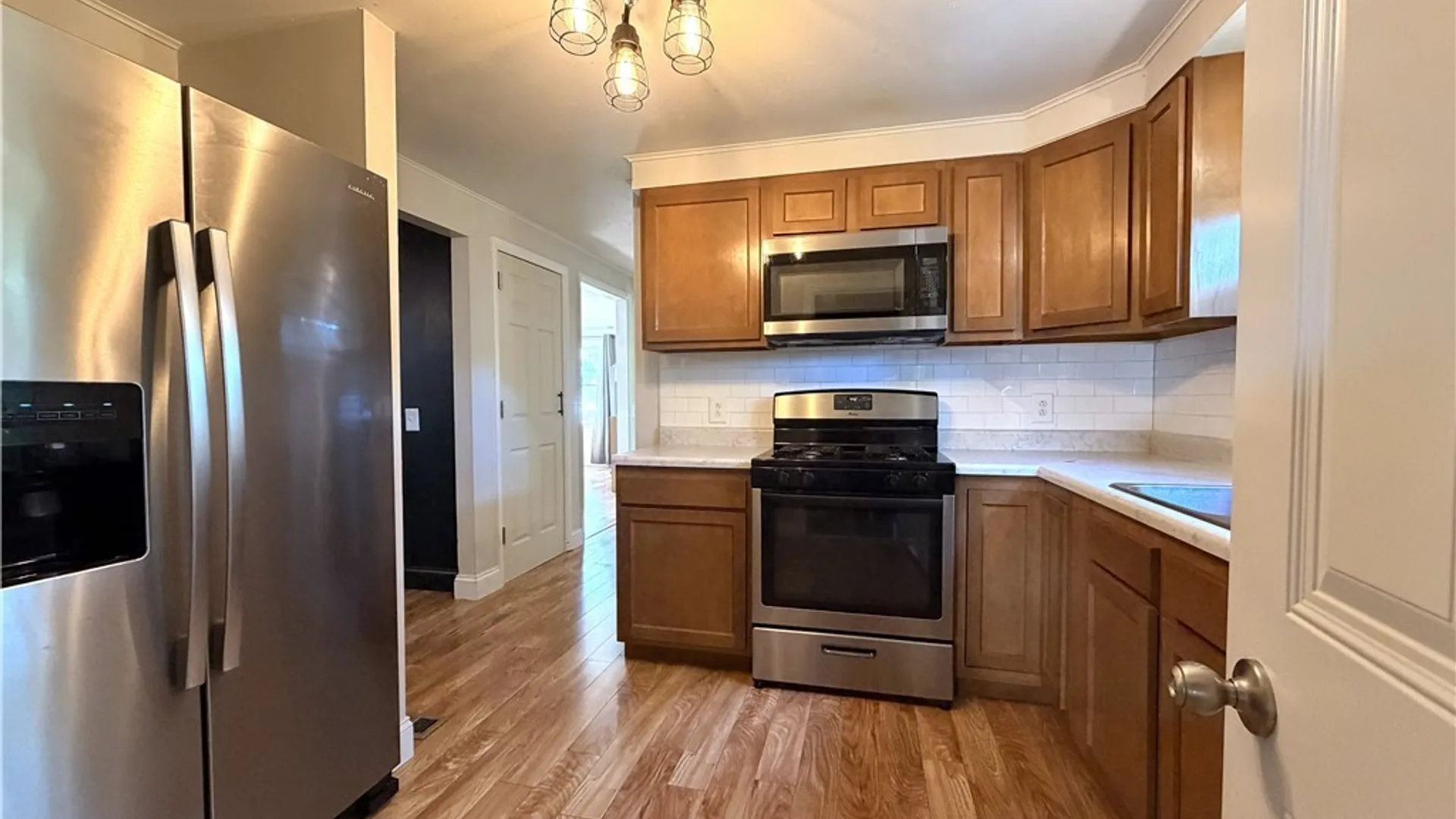 Property at 420 Richfield Boulevard, Salina, NY 13211 16