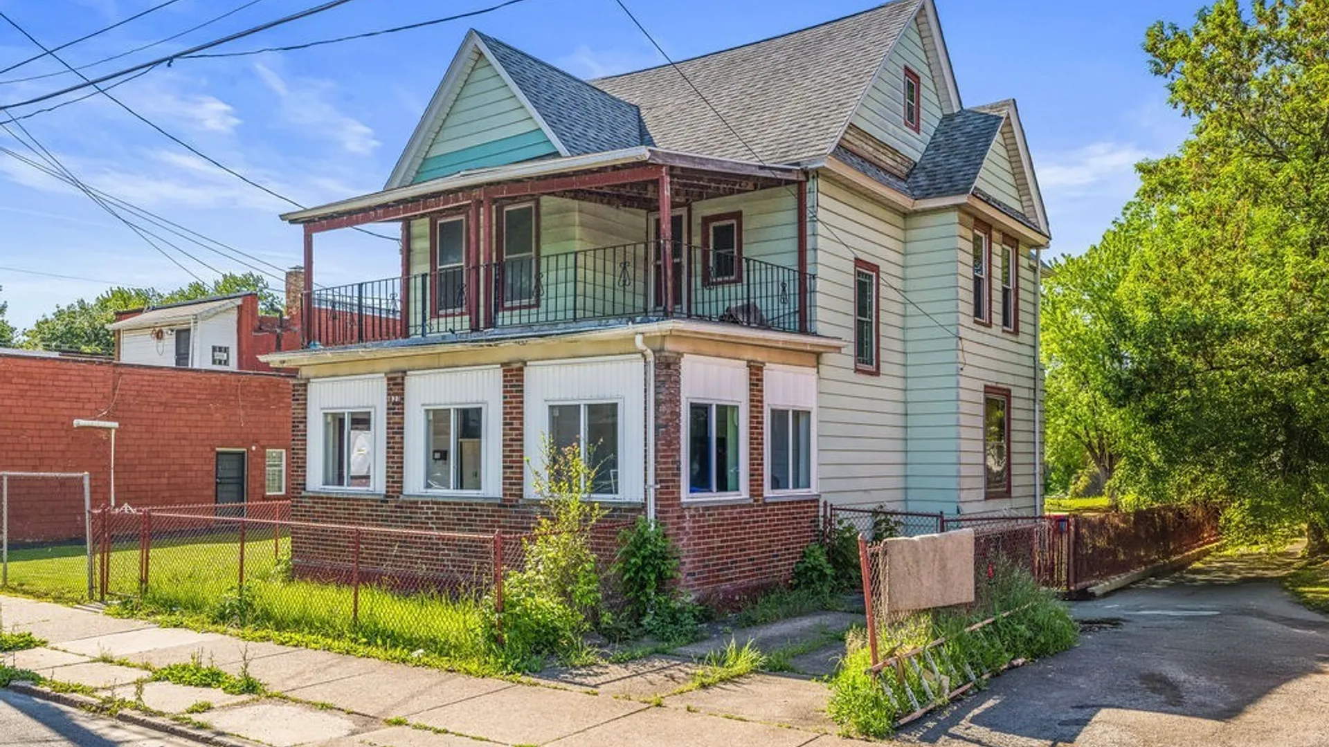 Property at 1823 Whitney Avenue, Niagara Falls, NY 14301 2