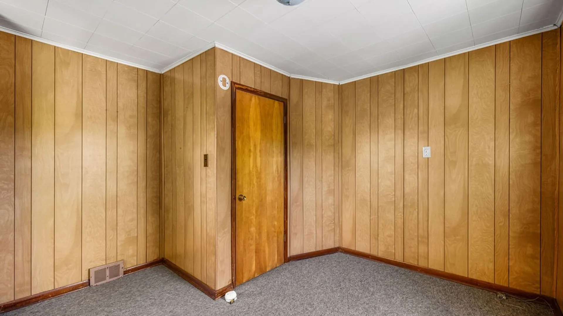 Property at 1823 Whitney Avenue, Niagara Falls, NY 14301 26