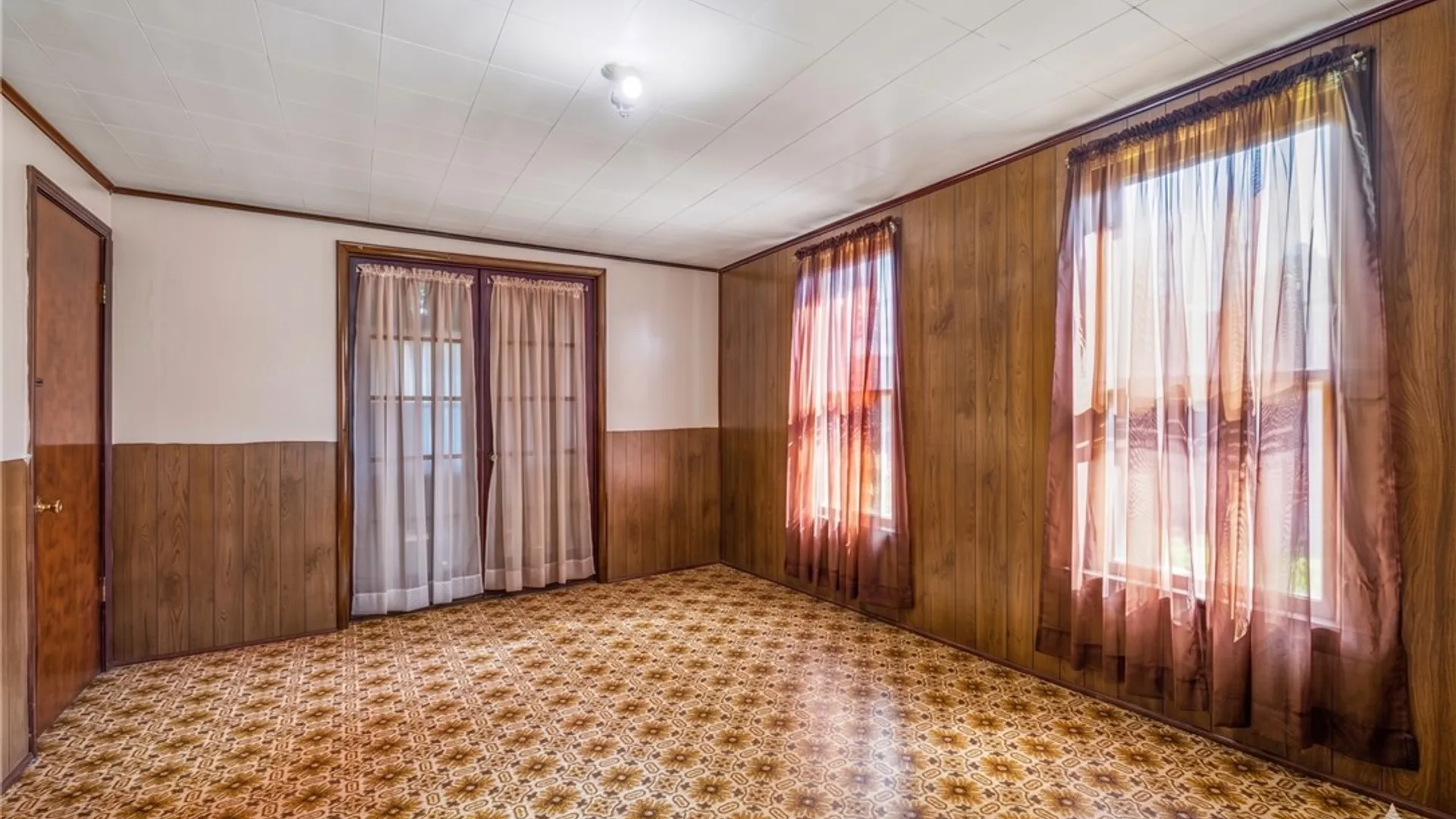 Property at 1823 Whitney Avenue, Niagara Falls, NY 14301 9