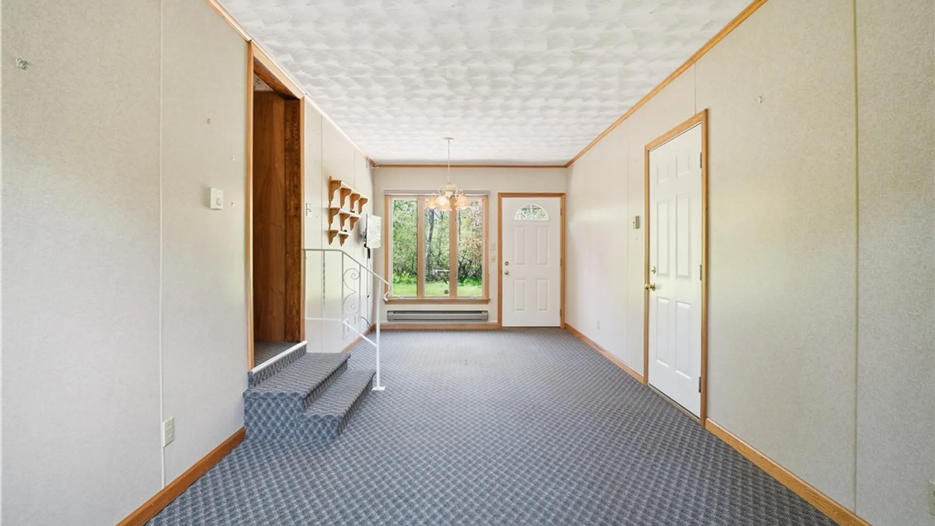 Property at 9 Gratiot Court, Dunkirk, NY 14048 14
