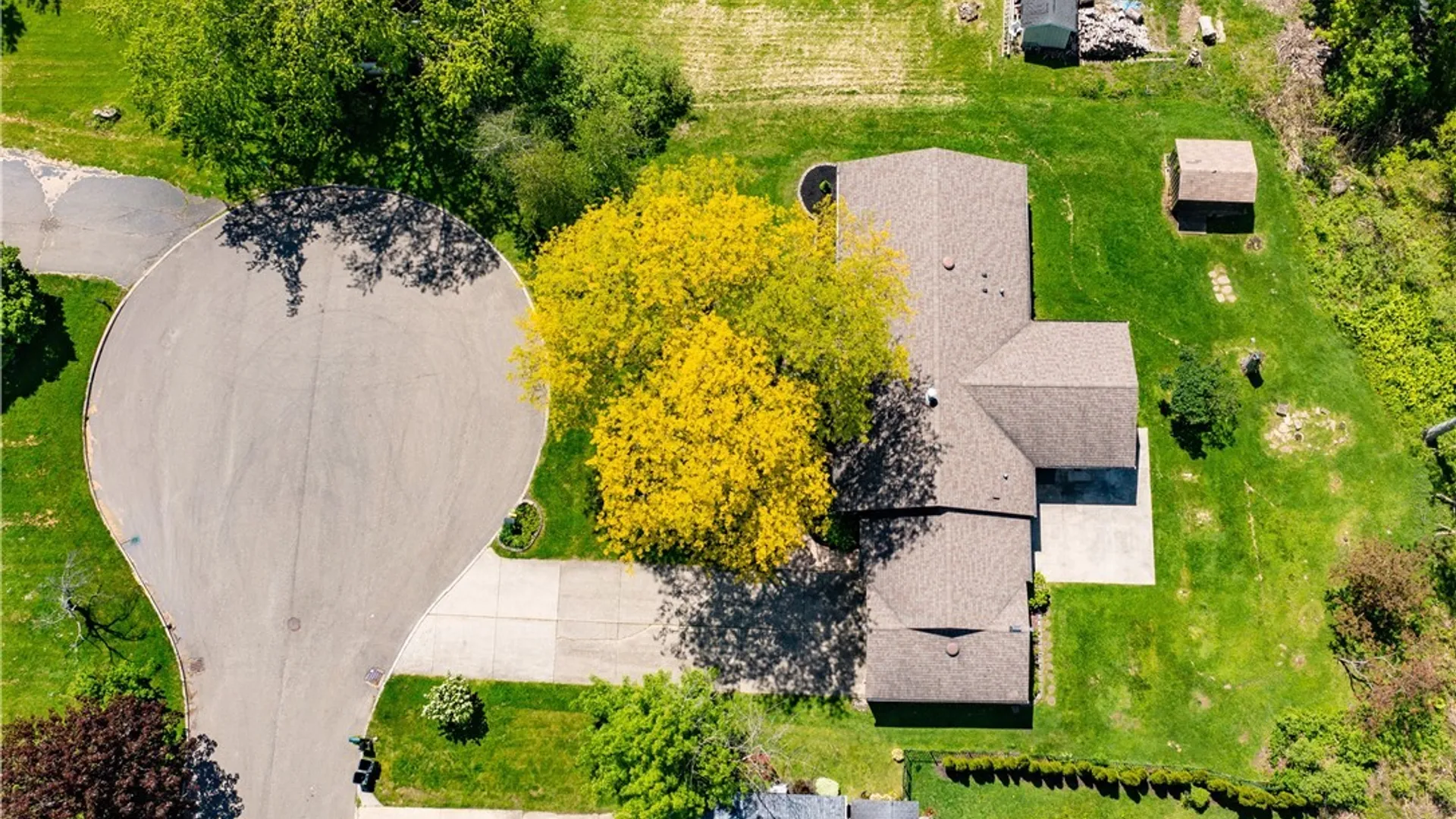 Property at 9 Gratiot Court, Dunkirk, NY 14048 2