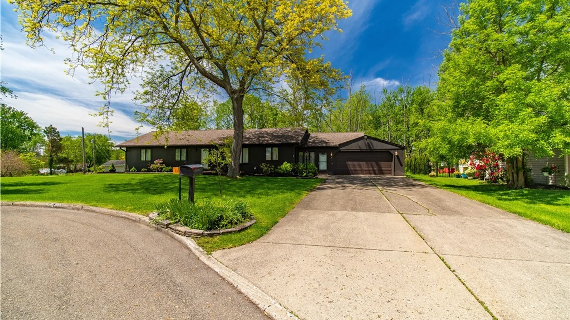 Property at 9 Gratiot Court, Dunkirk, NY 14048 5