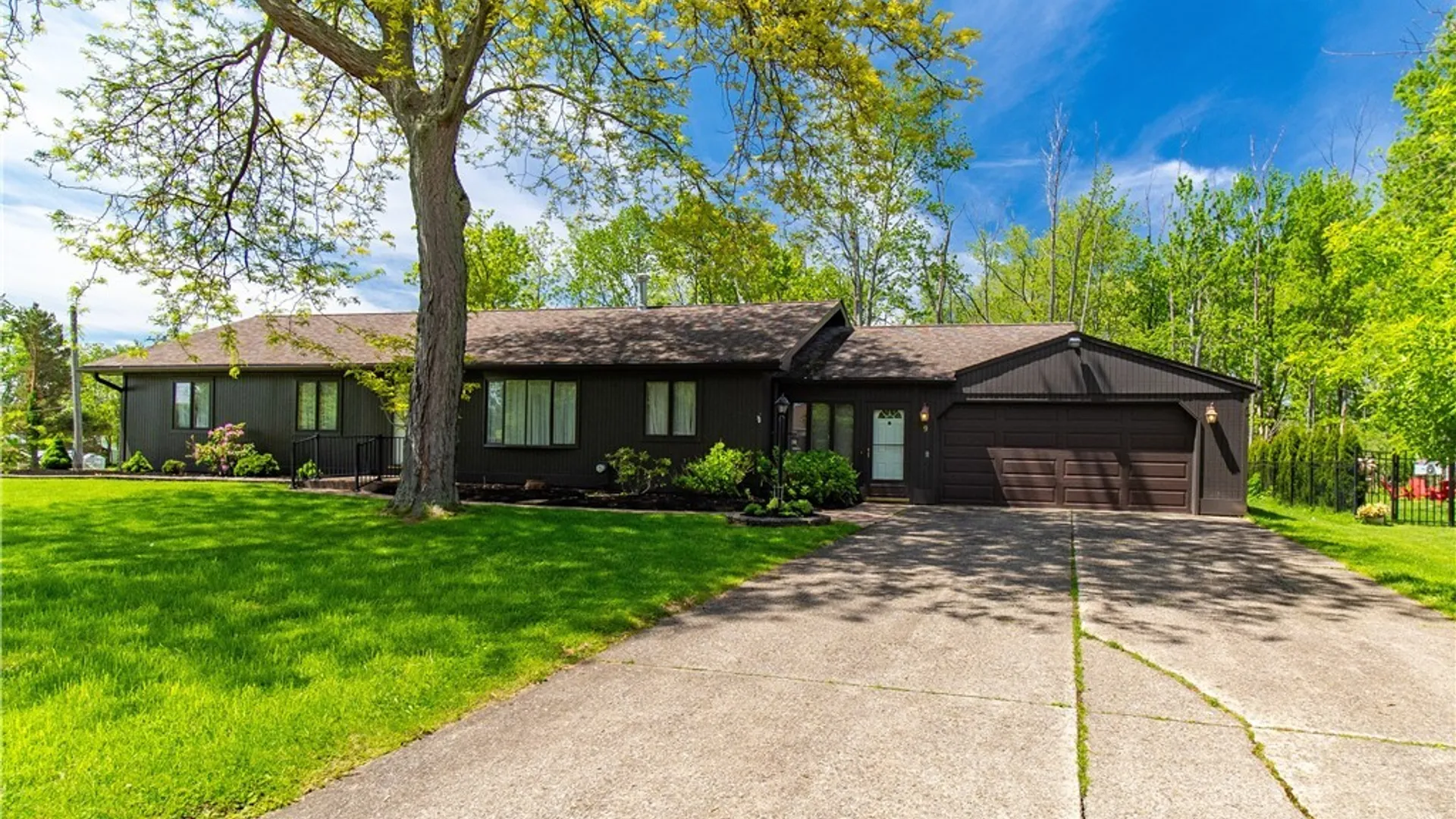 Property at 9 Gratiot Court, Dunkirk, NY 14048 6