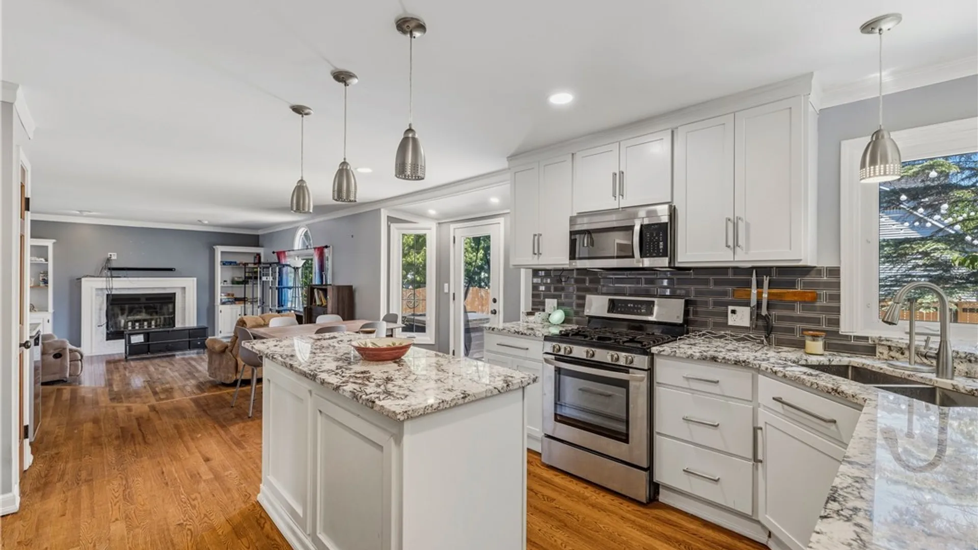 Property at 145 Crystal Springs Lane, Amherst, NY 14051 4
