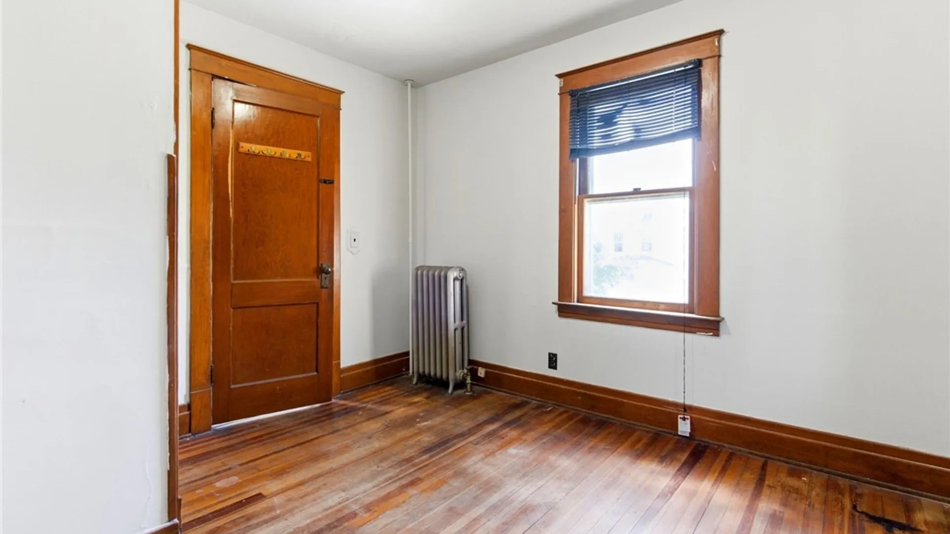Property at 1427 Fort Avenue, Niagara Falls, NY 14303 17