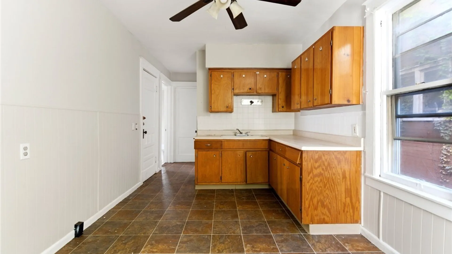 Property at 1427 Fort Avenue, Niagara Falls, NY 14303 38