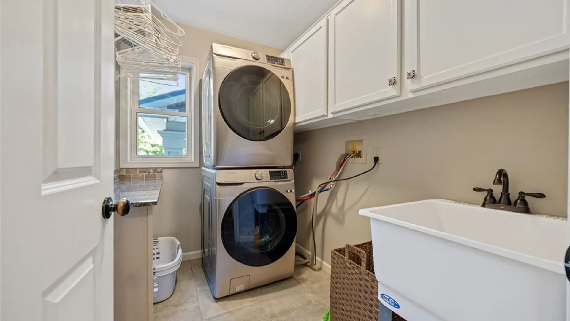 Property at 746 Hailey Dr, Webster, NY 14580 39