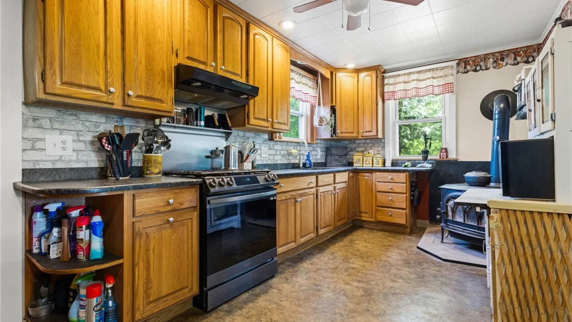 Property at 9322 Cone Dorman Road, Batavia, NY 14020 10