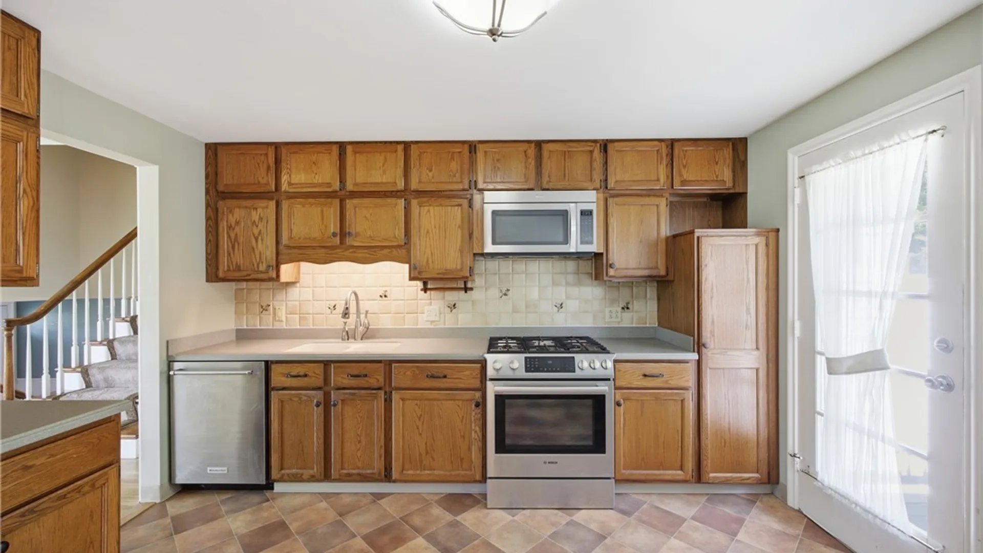 Property at 770 Ohio Avenue, North Tonawanda, NY 14120 12